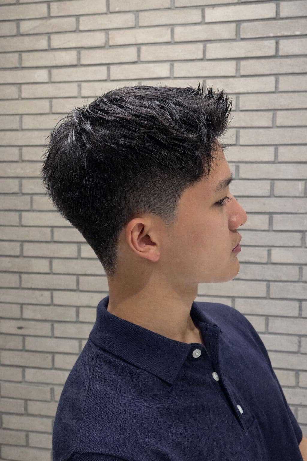 Korean men's hair style by JUNO HAIR Myeongdong 2nd Branch — trend cut, two-block, men's perm · case 2