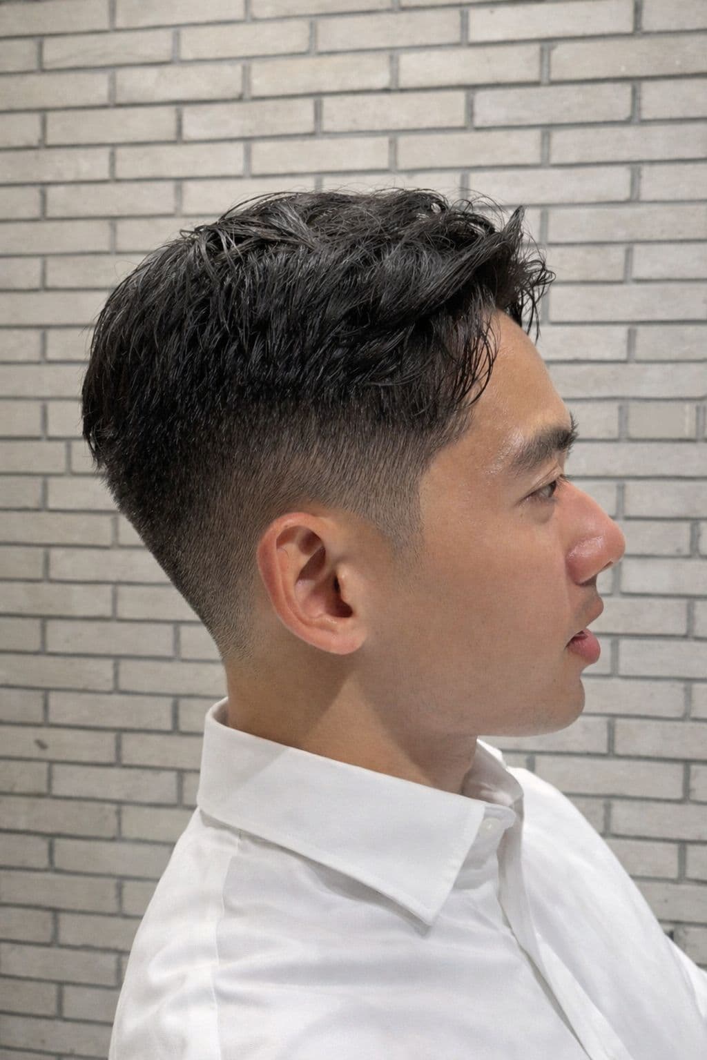 Korean men's hair style by JUNO HAIR Myeongdong 2nd Branch — trend cut, two-block, men's perm · case 3